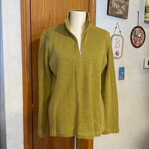 Orvis Green Sweatshirt - Women’s Size Medium